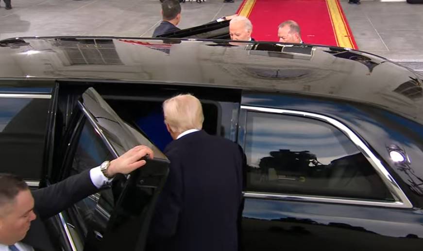 特朗普和拜登前往美国国会大厦参加总统宣誓就职仪式