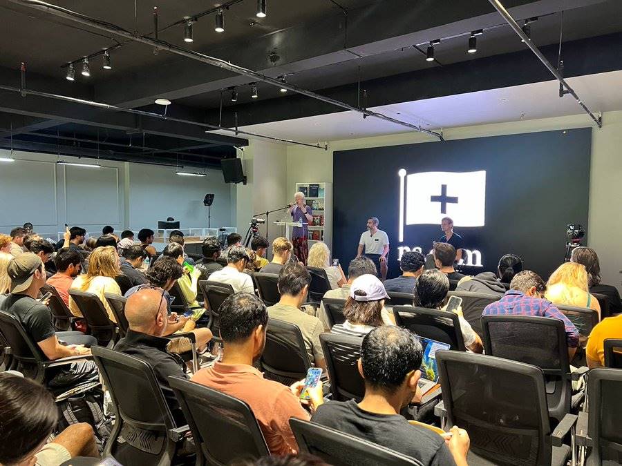 Vitalik 与 Balaji 的十大预测：加密、AI 与未来秩序