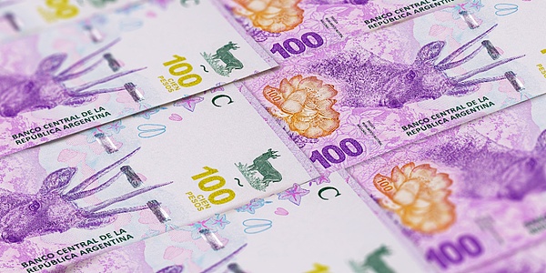 摄图网_307244912_阿根廷比索钞票背景阿尔模式10比索(非企业商用).jpg